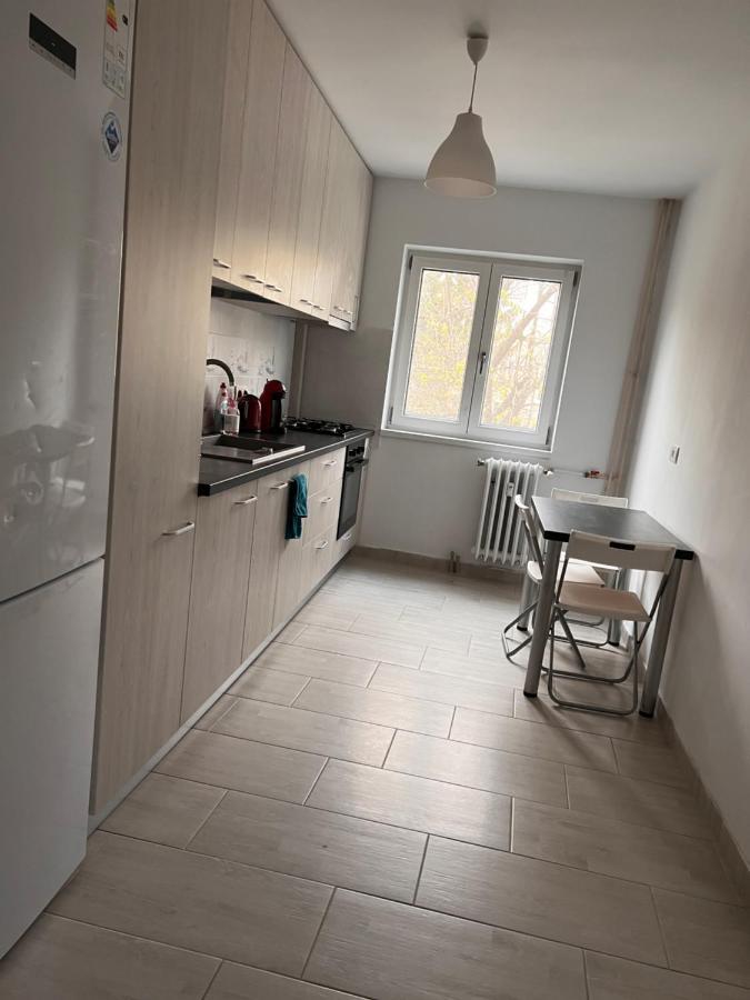 Apartament 2 Camere Aproape De Spitalul Obregia Si Bagdasar Nu Ofer Factura Букурещ Екстериор снимка